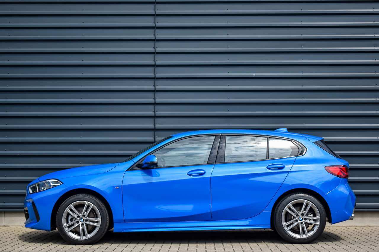 BMW-1-serie-f40-118i-misano-blue-blauw-m-sport-pakket-style-550m-styling-550