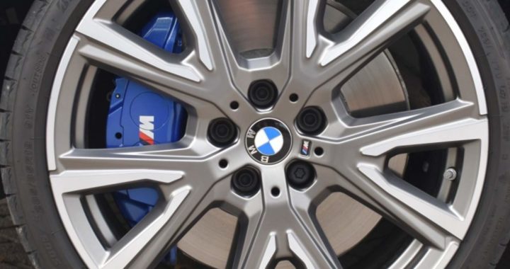 BMW-style-557m-styling-557-velgen-OEM-BMW-wheels-19-inch-BMW-1-serie-F40