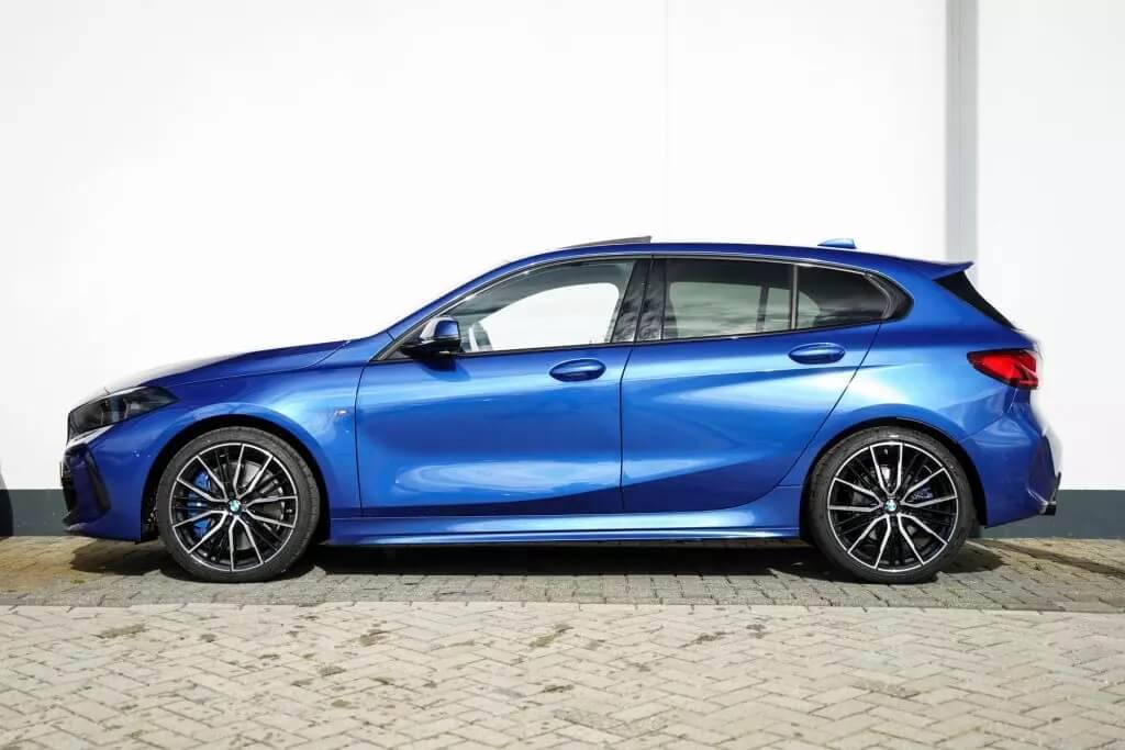 BMW 1-serie velgen F40 m sport individual kleur portimao blau metallic style 552m styling 552 19 inch P-666-DT