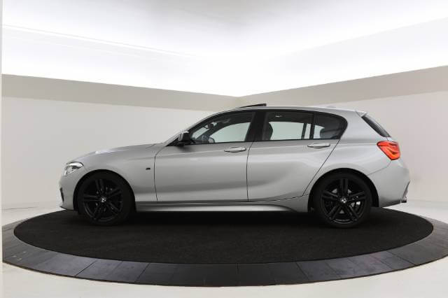 BMW-1-serie-F20-lci-m-sport-pakket-zilver-style-386m-styling-386-velgen-18-inch-breedset